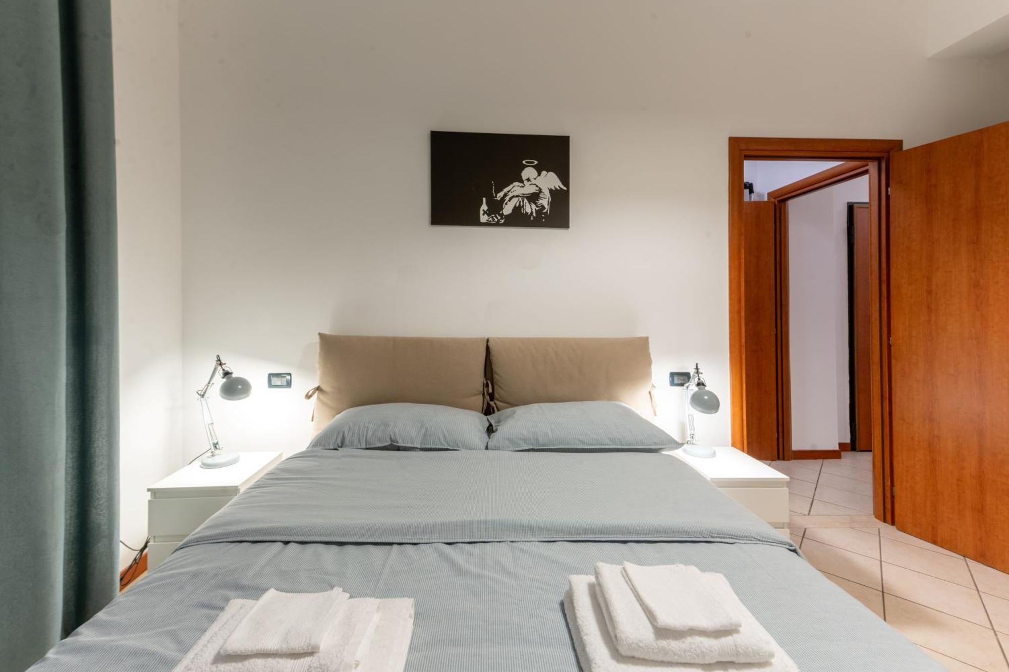 Holiday Apartment - Brescia Centro - Parcheggio Privato Exterior photo